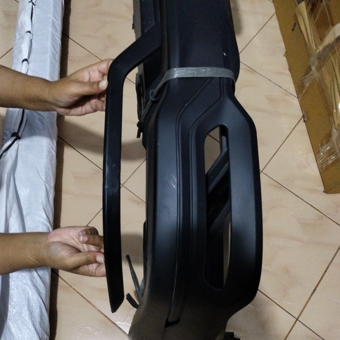 {BEKAS} List Belakang Bodykit Venturer 2021 Murah