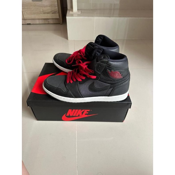 Sepatu Nike Air Jordan 1 High Black Satin Original 100% Second