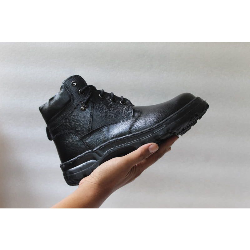 SEPATUSAFETY KING/SEPATU SAFETY BOOT/SEPATU SAFETY MURAM/SEPATU SAFETY KULIT ASLI SOL KARET UJUNG BESI ANTI LICIN KUAT DAN TAHAN LAMA