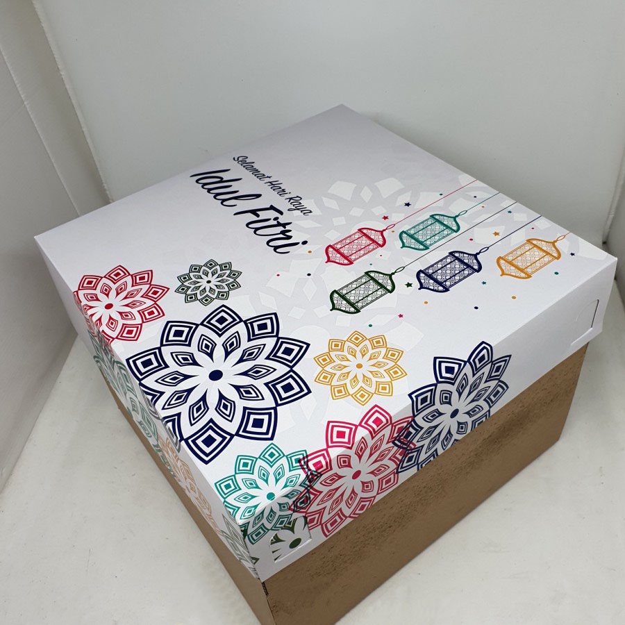 

( 2pcs ) Cake Box Idul Fitri Kardus Kemasan Kue Bolu Pudding Parcel Eid Mubarak Dus Hampers Lebaran 22x22 cm