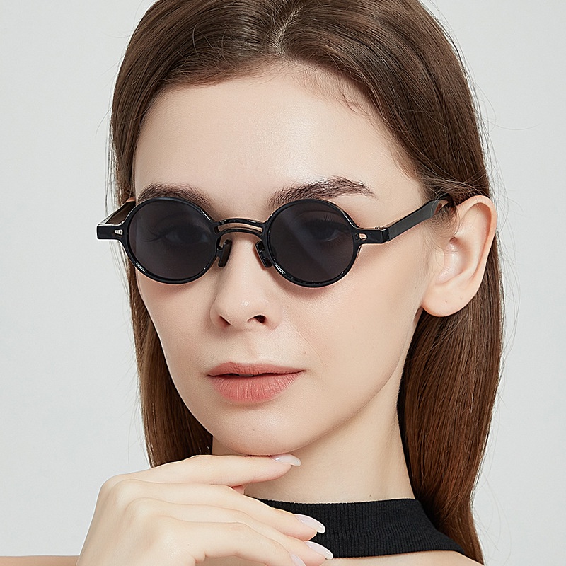 (YUZHU) Vintage Fashion Bingkai Bulat Kecil Logam Engsel Kacamata Hitam Mode Baru Jelly Warna Sunglasses