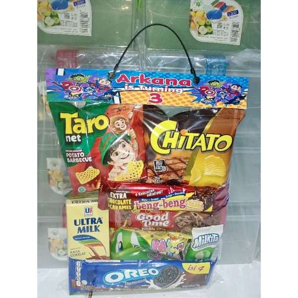 

paket snack ulang tahun/paket ultah/Snack ultah/Snack ulang tahun/paket box ultah/goodie bag