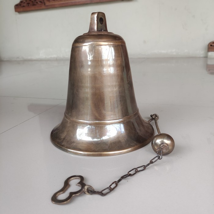 Lonceng Besar Kuningan Antik Bel pagar Lonceng sekolah Perusahaan