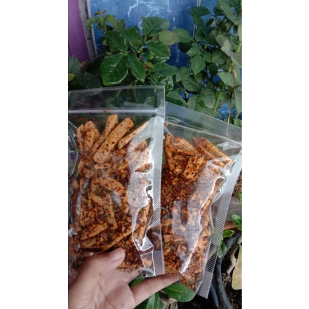 

Basreng daun jeruk pedas isi 60gr