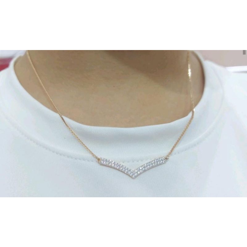 Kalung emas wanita
