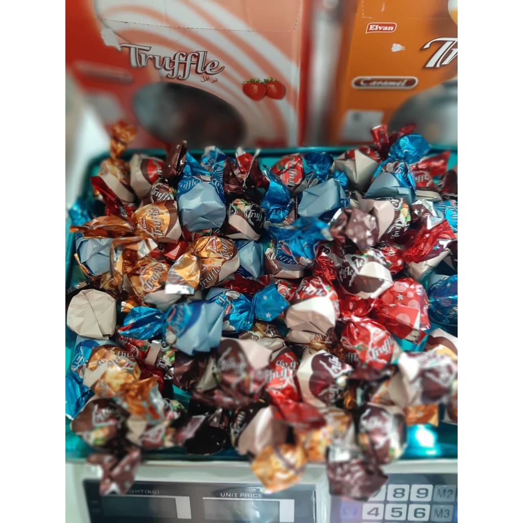 

Choklate Truffle 1,2 Kg isi 32 bungkus, Choklat Turkey, Truffle Strawbarry, Truffle Coconut, Truffle Hazelnut, Truffle Caramel, Truffle MIX