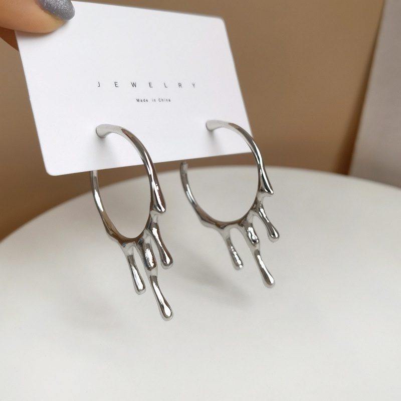 [Seri Tetesan Air Lava] Logam Lava Drop Earrings Aksesoris Temperamen Kepribadian Mewah Ringan Sederhana