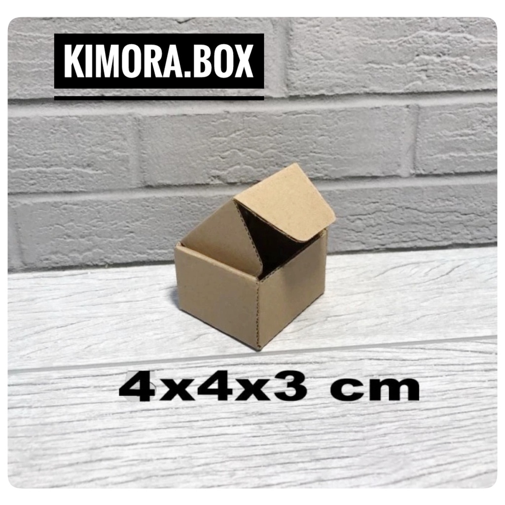 

Kardus karton uk. 4x4x3 cm...die cut box kotak Souvenir -dll