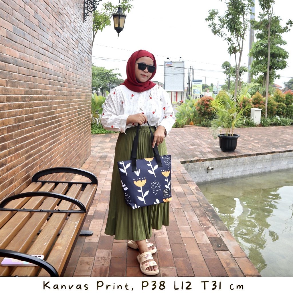 (GROSIR) Tas Kekinian TOTEBAG KANVAS PRINTING GAMBAR DAUN / BUNGA TAS WANITA TOTE BAG REMAJA MODERN