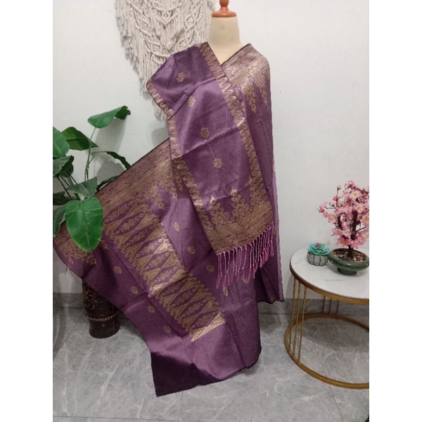songket silungkang warna ungu gold