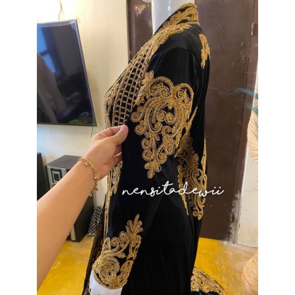 Kebaya Pengantin Bludru, Full Payet