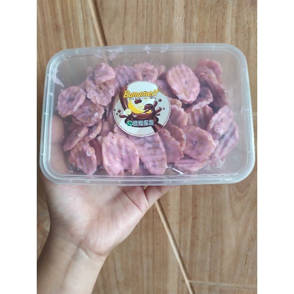 

Kripik Pisang Coklat Lumer isi 200gr. Rasa strawberry