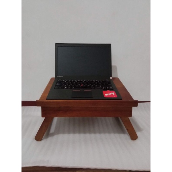 Meja Lipat Engsel Kayu Mahoni untuk Dudukan Laptop