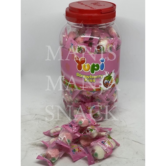

Permen Yupi Strawberry Kiss TOPLES isi 125 pcs