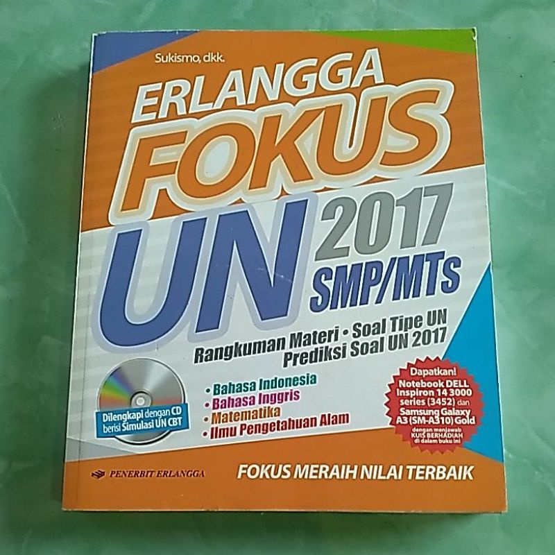 ERLANGGA FOKUS UN SMP/MTS 2017
