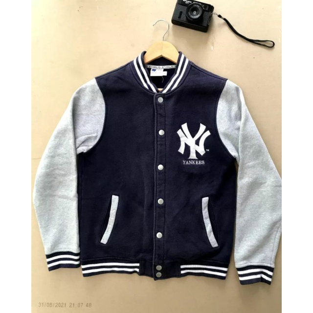 Varsity MLB Yankees Second