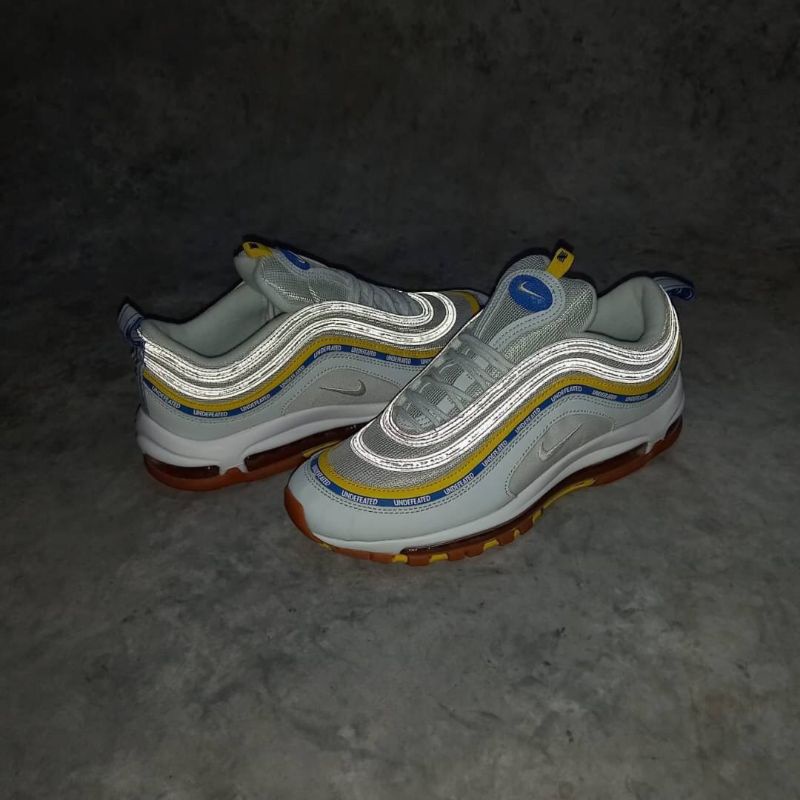 SEPATU AIR MAX 97 UNDEFEATED WHITE GUM