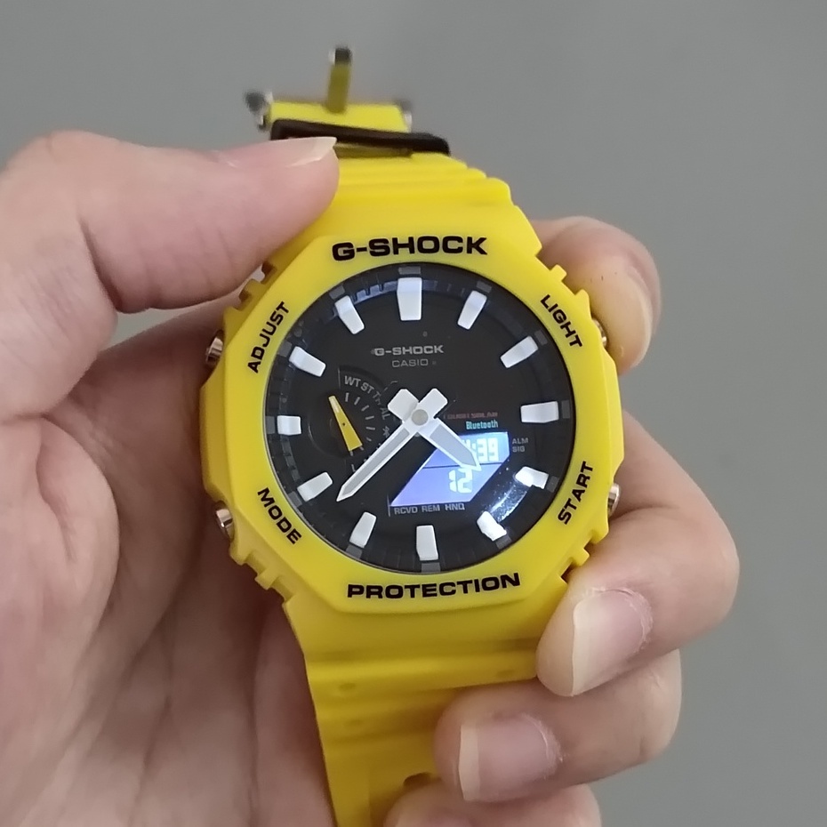 Jam Tangan Pria G-Shock Yellow GA-B2100C-9A