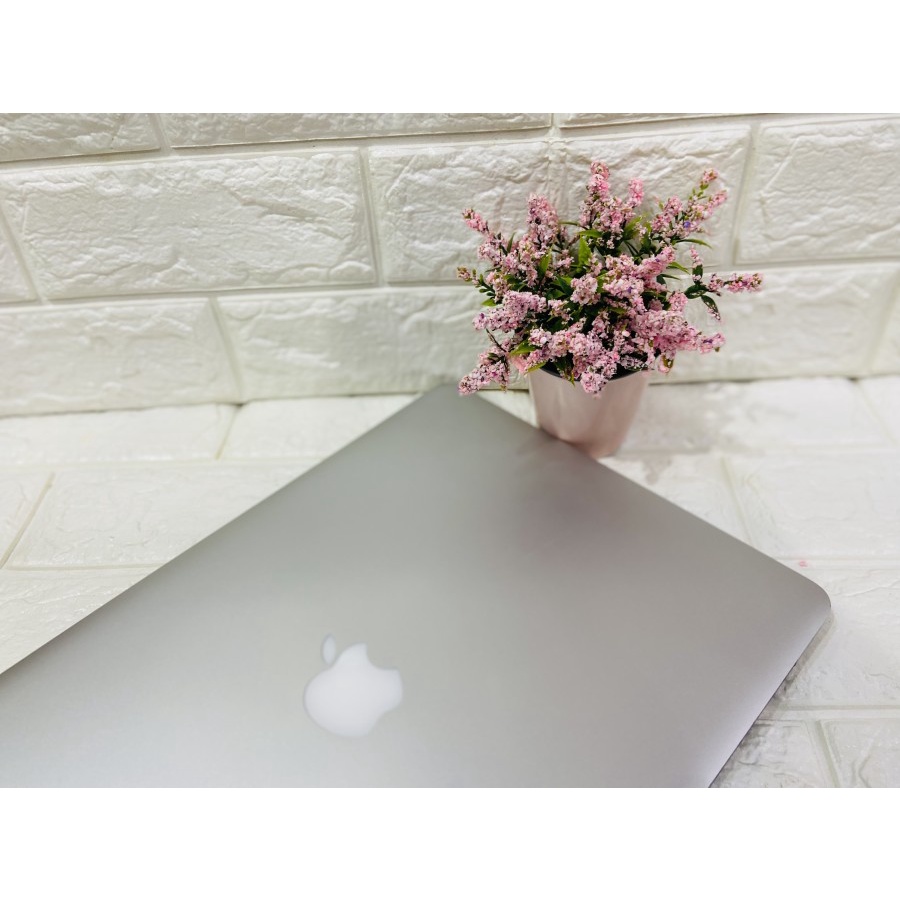 Macbook Pro RETINA 13&quot;  Tahun 2014 Ram 16GB SSD 256/512GB SECOND ORIGINAL BERKUALITAS HARGA EKONOMIS