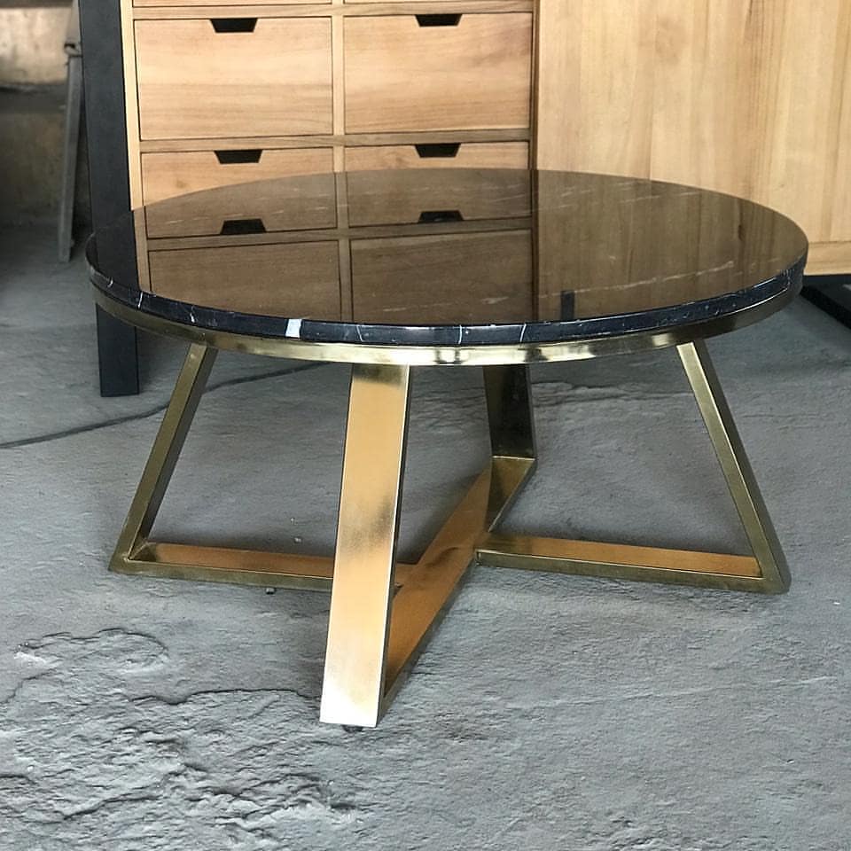 Meja Kopi Top Marmer Hitam Kaki Besi Model Industrial Furniture | Meja Tamu Marmer