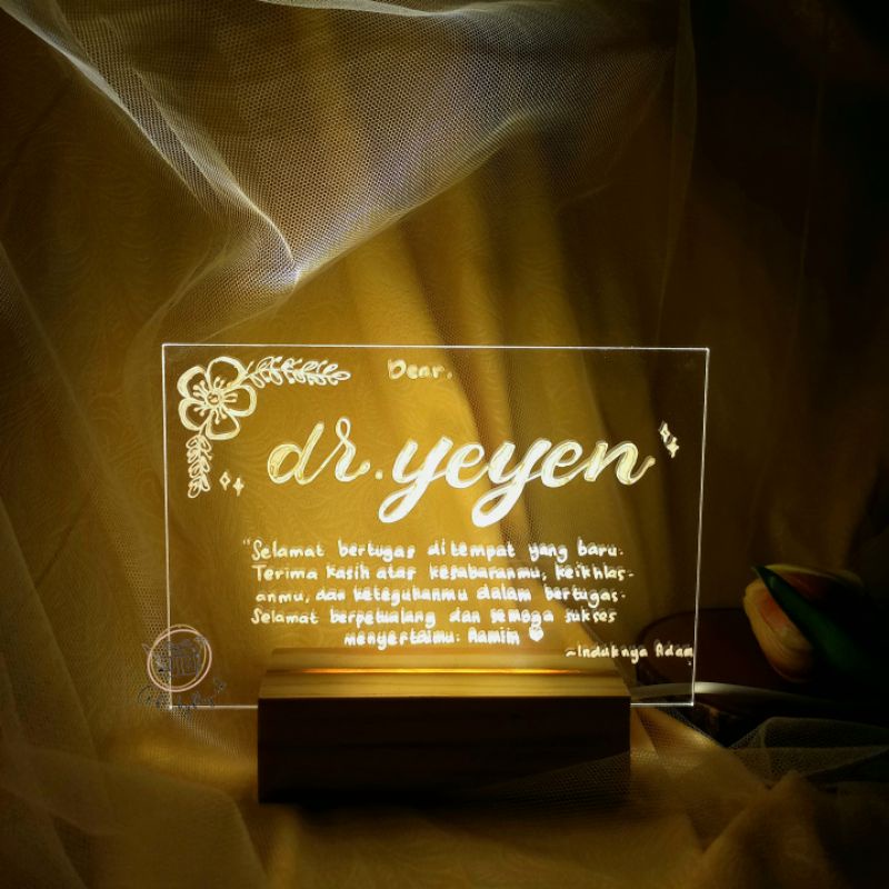 AKRILIK CUSTOM LED A6 | AKRILIK GIFT TERMURAH