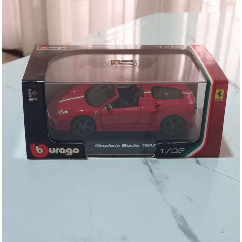 Mainan Diecast Burago Ferrari Scuderia Spider 1:32