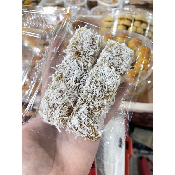 

KUE ONGOL-ONGOL / ONGOL GULA MERAH / JAJANAN PASAR ONGOL