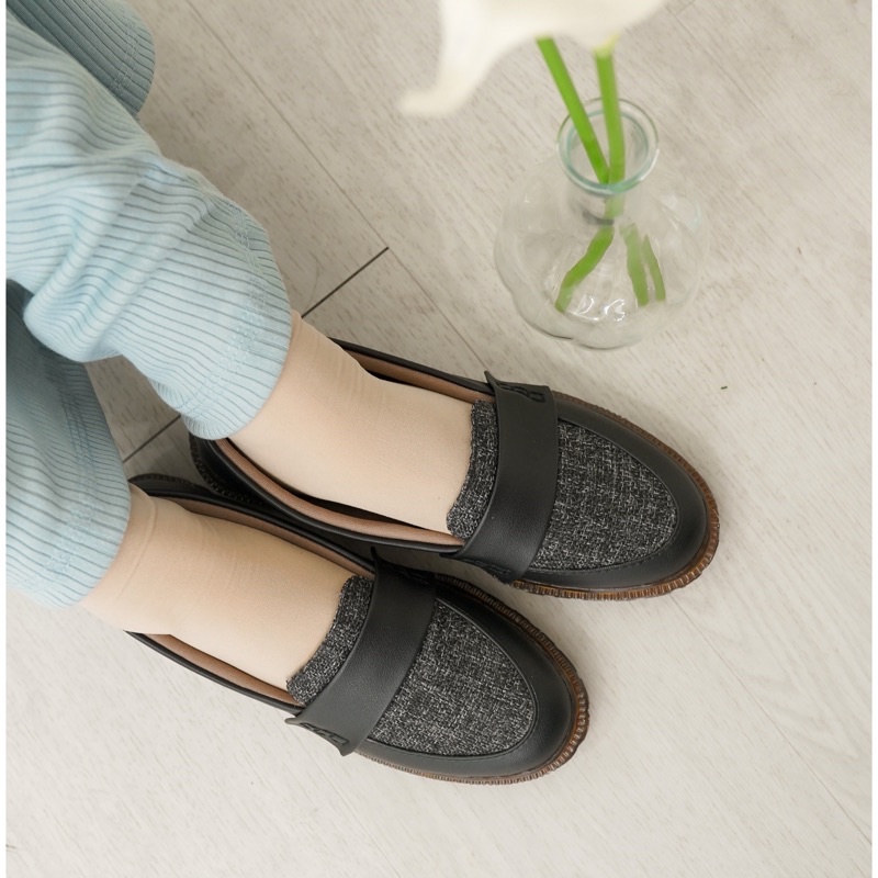 GRETA - Sepatu wanita / Loafers wanita/ Docmart wanita