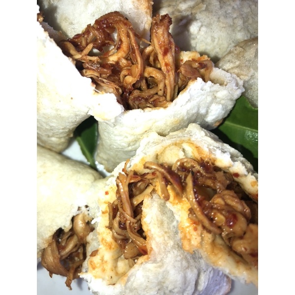 CIRENG MENTAH SUWIR AYAM PEDAS/ORIGINAL ISI 5pcs