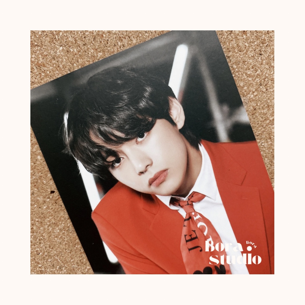 Official BTS Taehyung v MPC Photocard MOTS ONE CONCERT