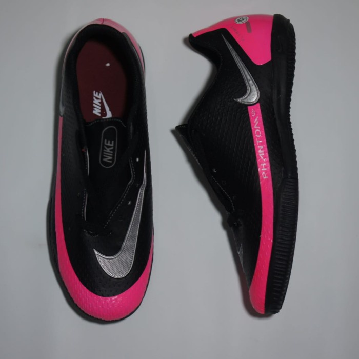 SEPATU FUTSAL NIKE PHANTOM GT2 HITAM PINK SIZE 38-44