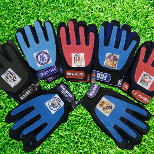 Sarung Tangan Kiper Anak Sepak Bola Junior Gloves Goalkeeper Sepakbola Logo Klub Club dan Timnas Garuda Glove Soccer Football Futsal
