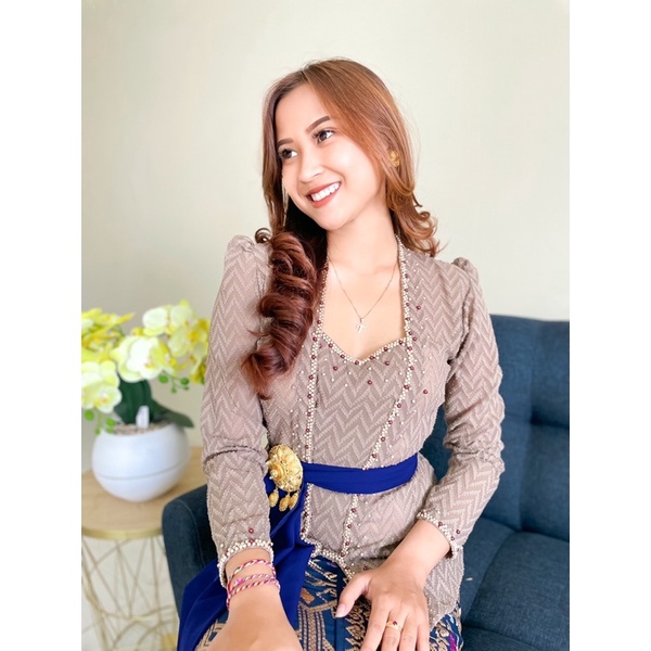 kebaya sifon zigzag payet