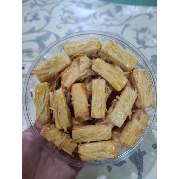 

Kastangel keju luar dalam