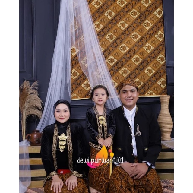 1set Pakaian Seragaman/Couplean Keluarga Adat Jawa