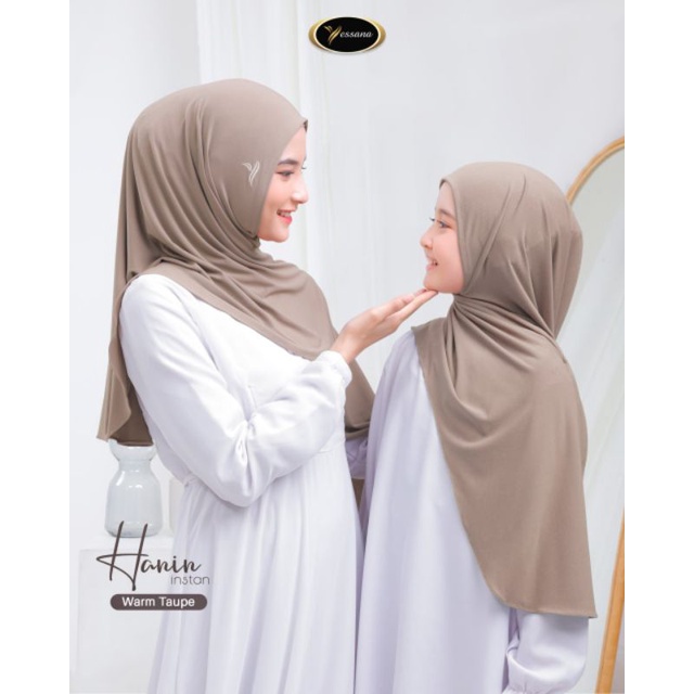 Jilbab Pashmina Oval Couple Hanin By Yessana