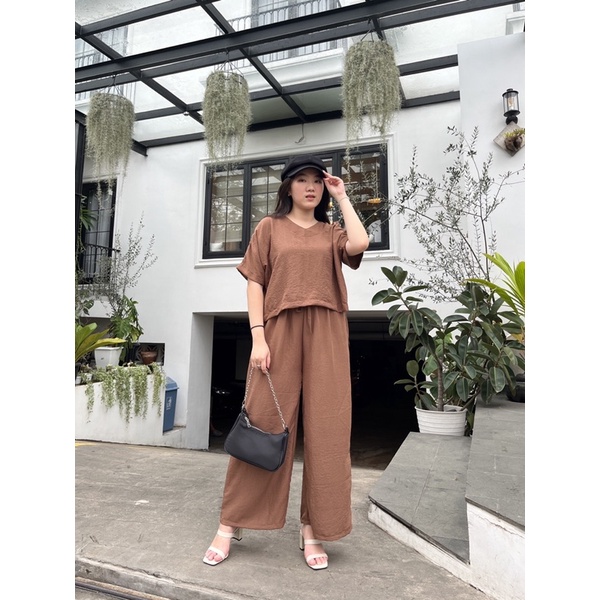 MEIRA ONESET CROP OVERSIZE - setelan cp kalong wanita dewasa