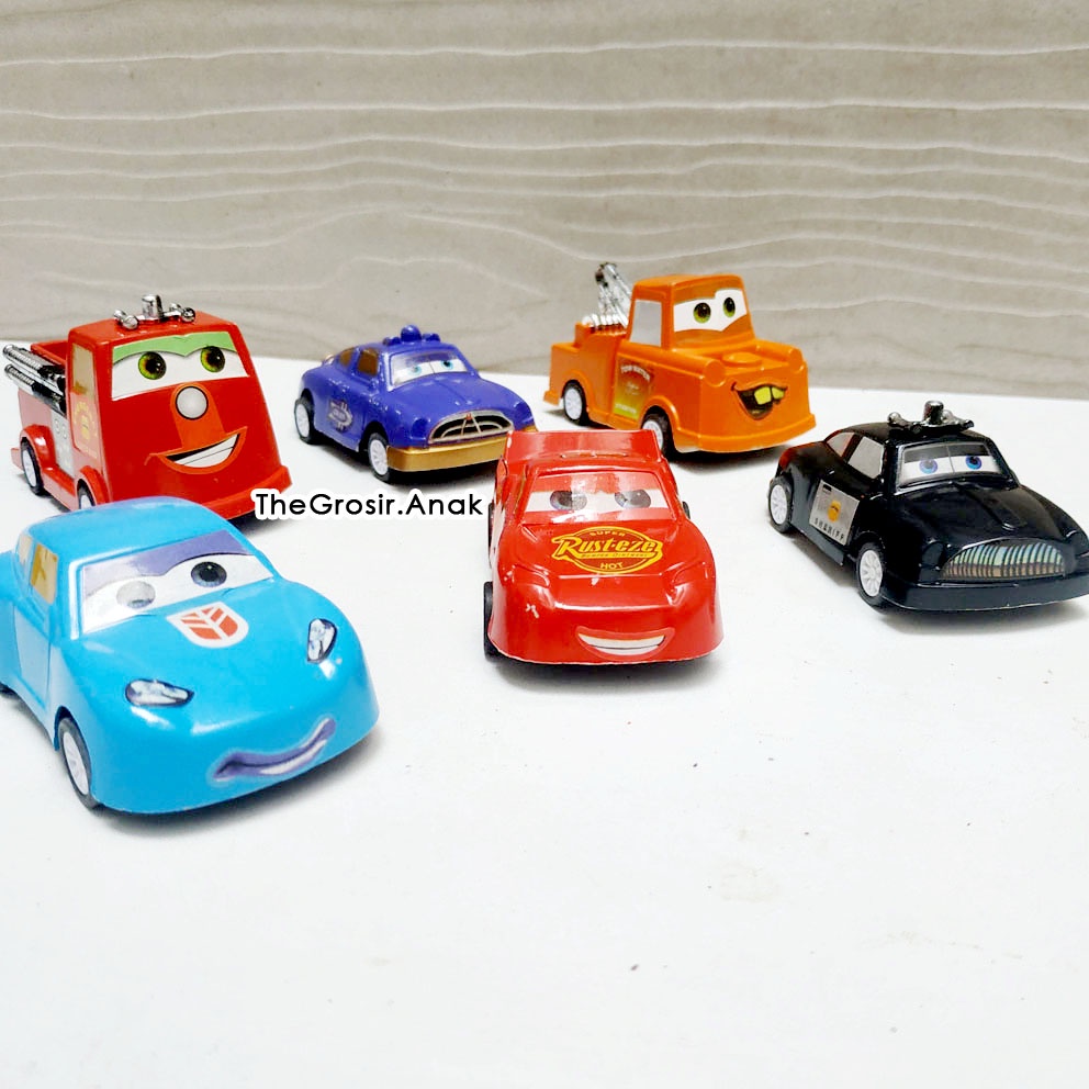 Super Cars Racing 2 ISI 6 Mini Mobil Balap Lightning McQueen Mater