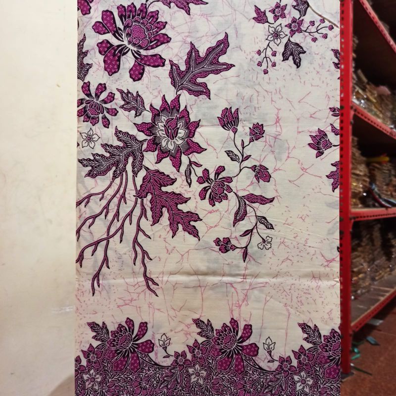 Kain Batik Primisima Katun motif Bunga Sakura