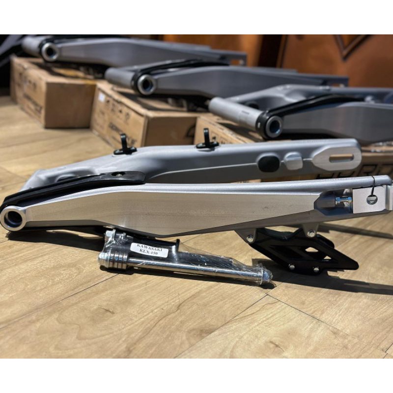 Swing Arm GORDON Alumunium Model KTM - KLX CRF 150