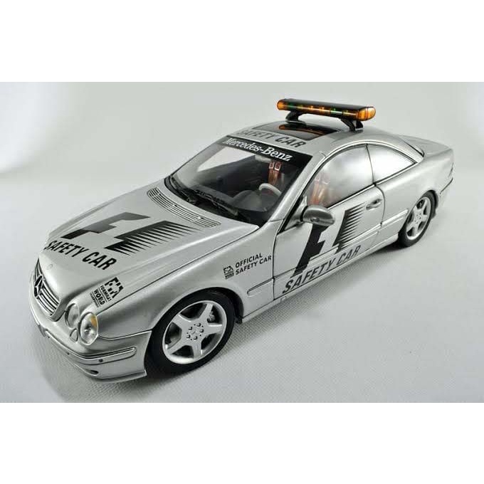 Diecast Autoart Mercy Mercedes CL55 AMG Safety Car F1 Miniatur Mobil 1:18