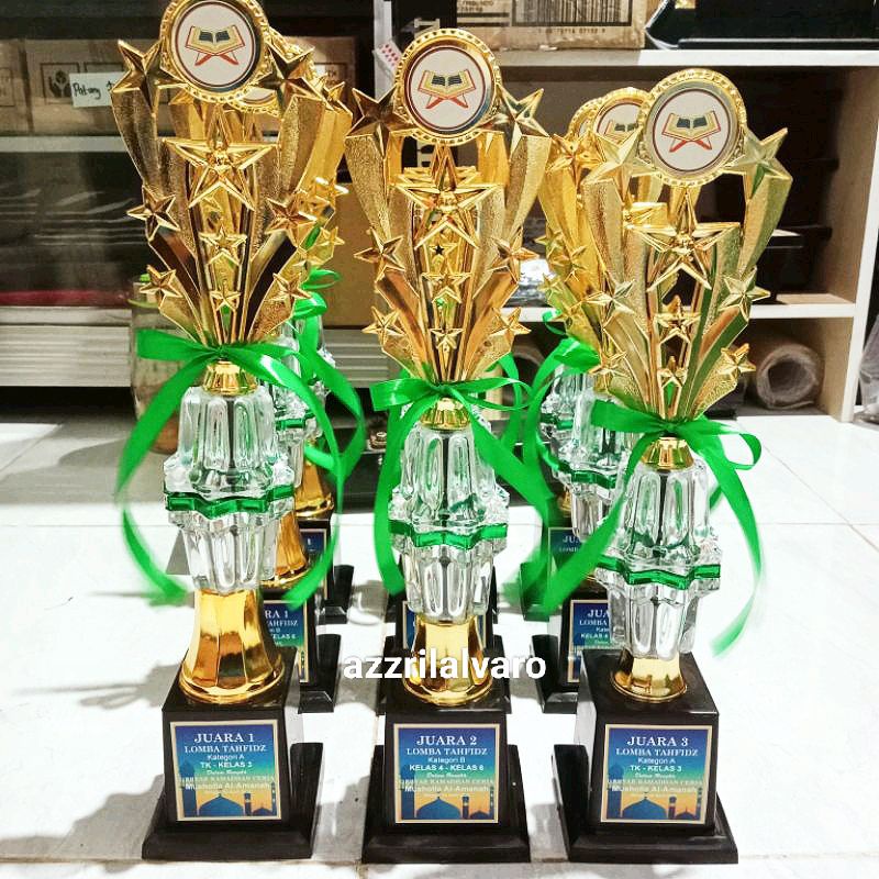 PIALA 226 1 SET JUARA 123
