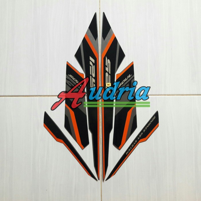 

TERLARIS | Striping Sticker Motor Yamaha Mio Soul GT 125 2018 Abu-Orange