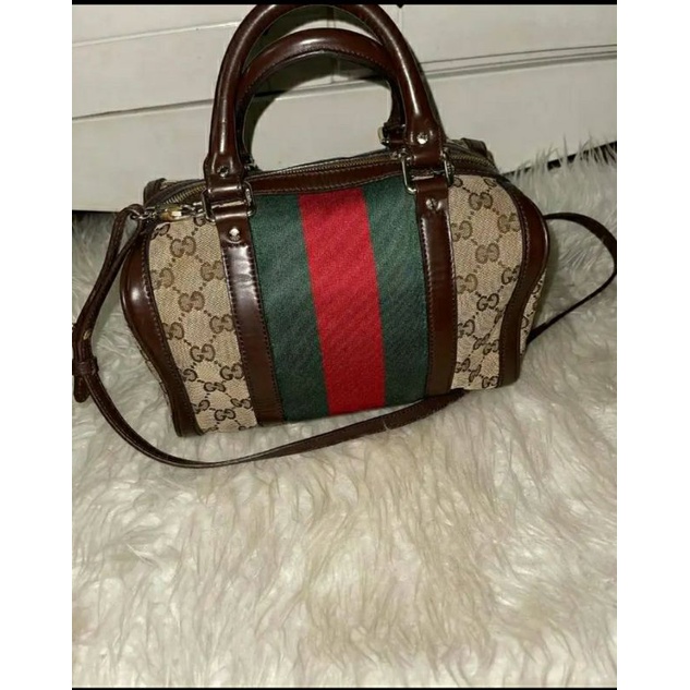 Tas Gucci wanita