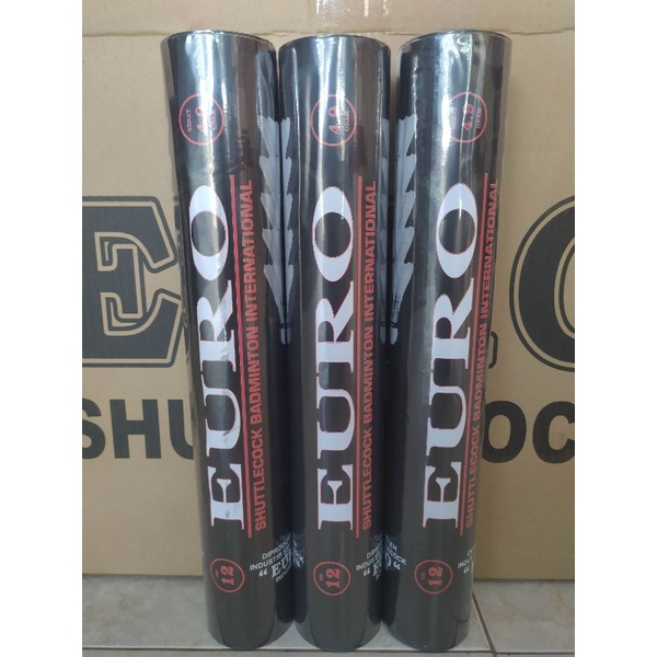 Shuttlecock Euro Hitam