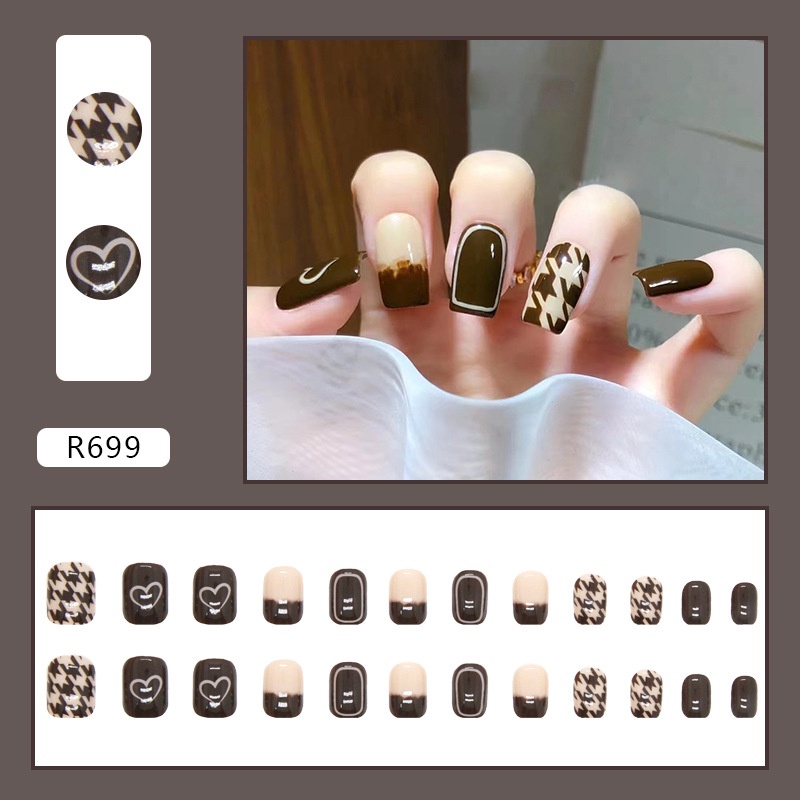 Deep Brown Love Pattern Matching Beige Kuku Palsu Kuku Palsu Persegi Isi 24pcs/box R699