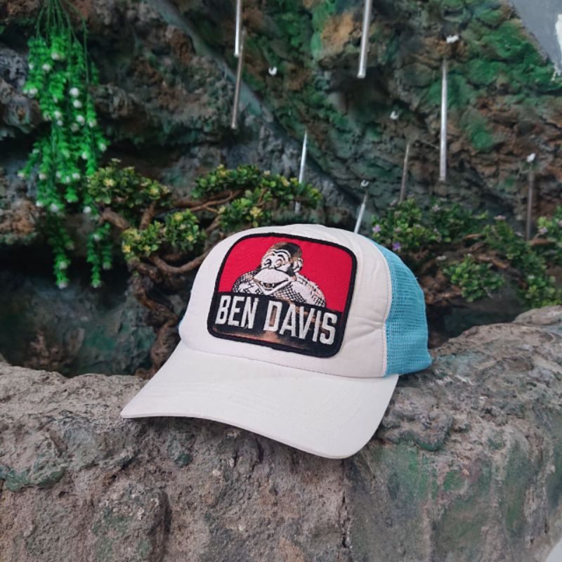 Topi Ben Davis