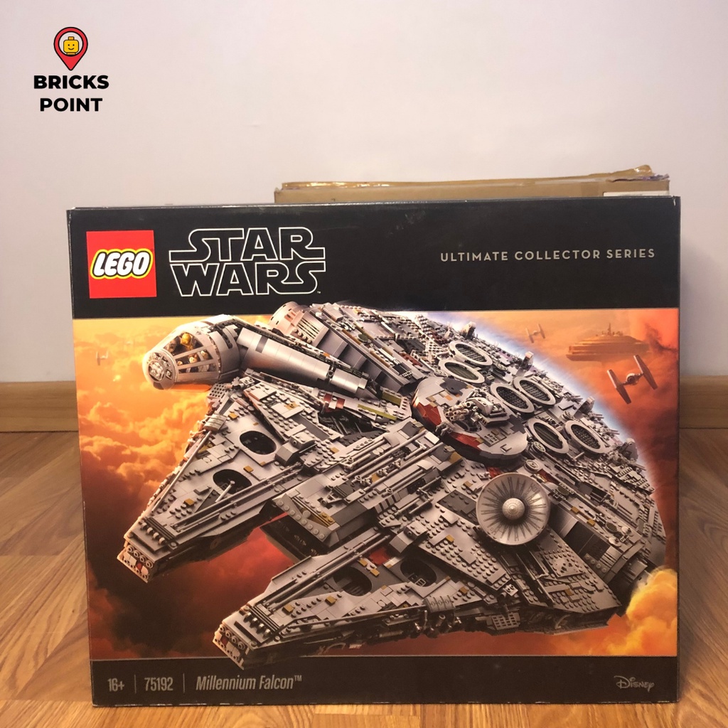 LEGO Star Wars 75192 - UCS Millenium Falcon