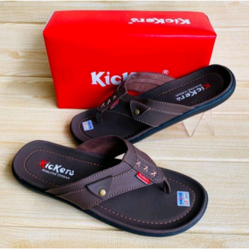 0SANDAL PRIA KULIT KICKERS TERBARU SIZE 33-43(BAYAR DITEMPAT)