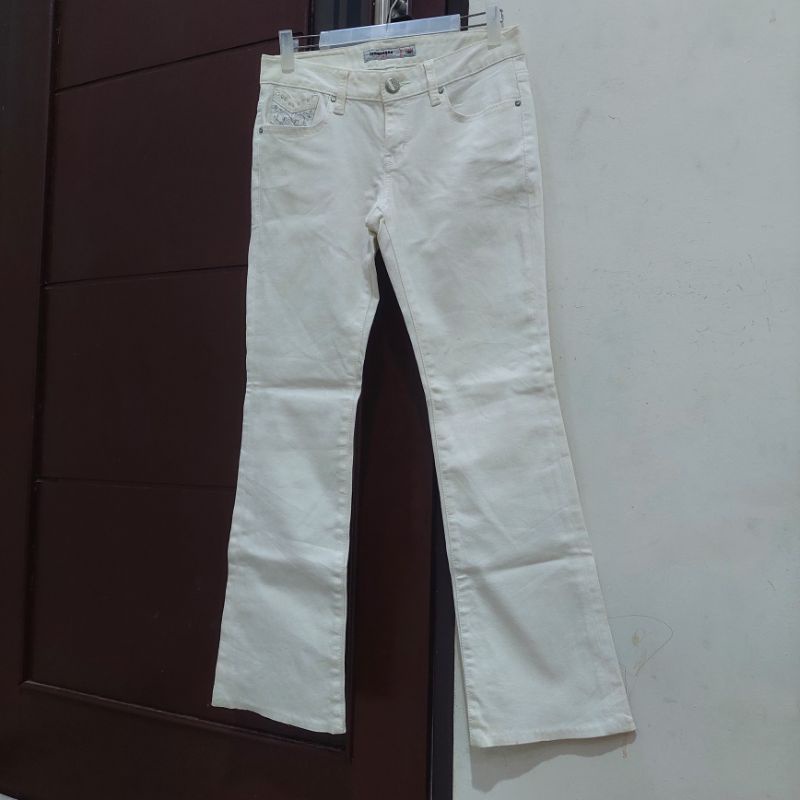 CELANA WANITA / CELANA PANJANG / CELANA JEANS / THRIFT BRANDED / JAMBANGEE